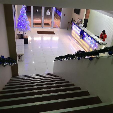 Subic Bay Hostel 오롱가포 외부 사진