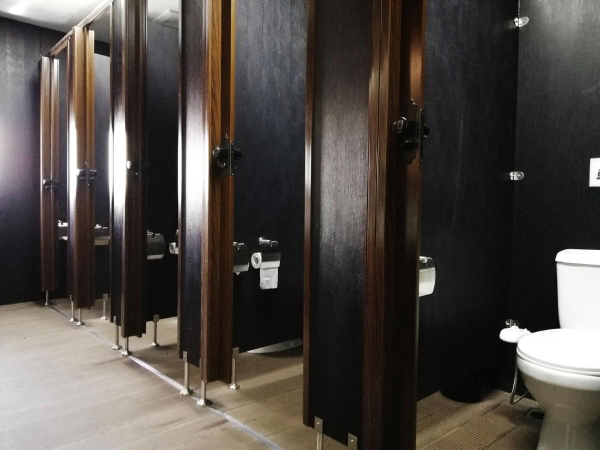 Subic Bay Hostel 오롱가포 외부 사진